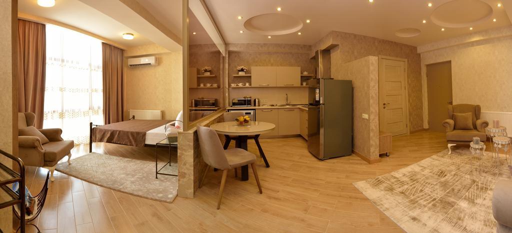 Dat Exx Apartments Tbilisi Bagian luar foto