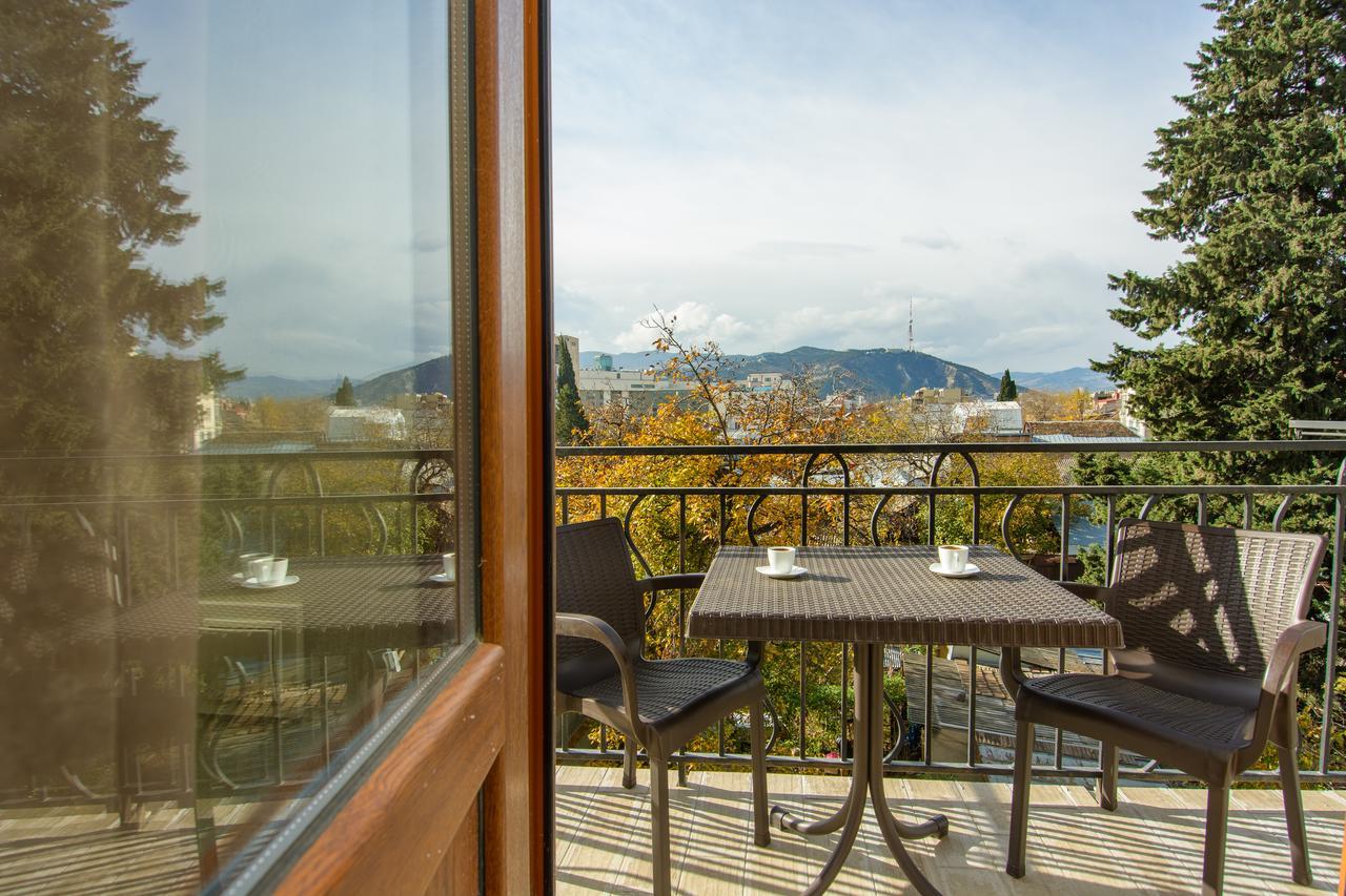 Dat Exx Apartments Tbilisi Bagian luar foto