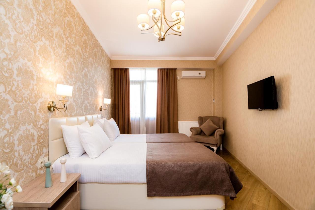 Dat Exx Apartments Tbilisi Bagian luar foto