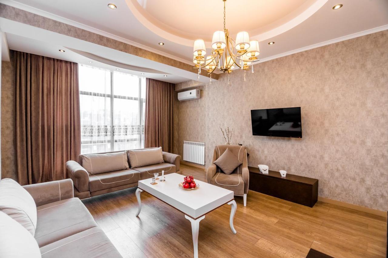 Dat Exx Apartments Tbilisi Bagian luar foto