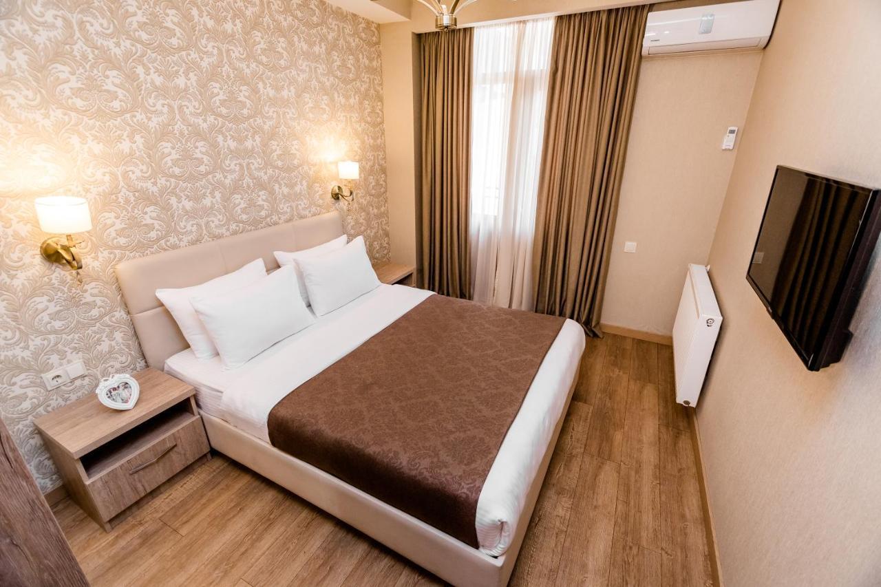 Dat Exx Apartments Tbilisi Bagian luar foto