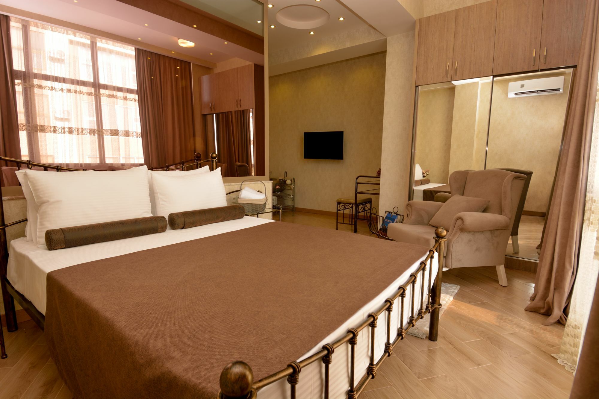 Dat Exx Apartments Tbilisi Bagian luar foto